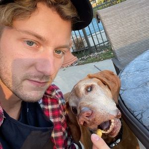 Meet your Posher, Zachary